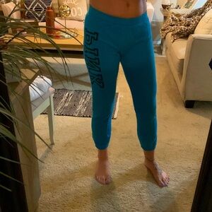 Pink sweat pants 💙